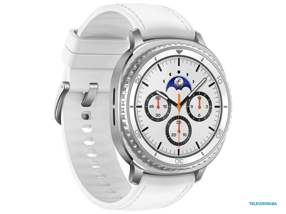 Samsung Galaxy Watch8 Classic 46mm BT White – pogled ukoso sprijeda