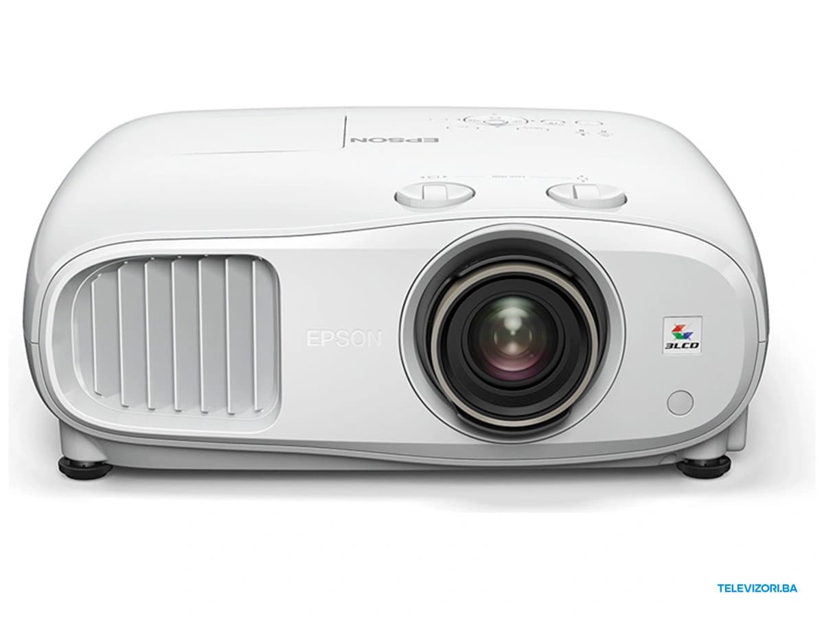 Epson EH-TW7100 projektor – prednja strana