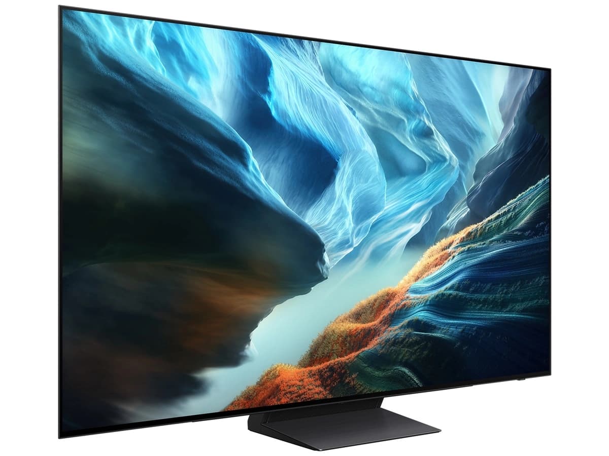 Televizor QE83S92HAEXXH – ukoso s desne strane